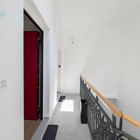 Palazzo Saba Tirabora Short Rent * Terst
