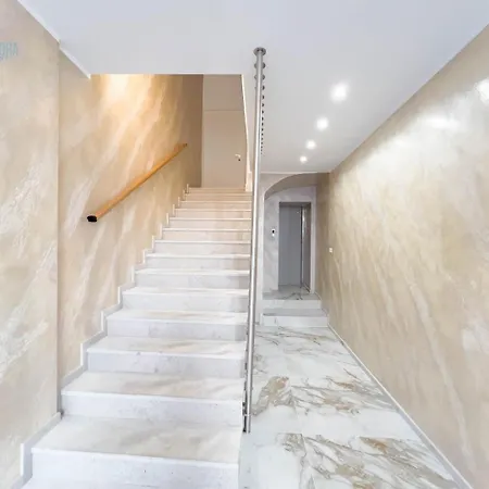 Apartmán Palazzo Saba Tirabora Short Rent Terst