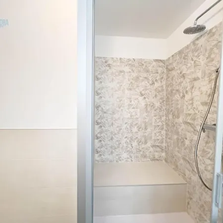 Palazzo Saba Tirabora Short Rent 아파트