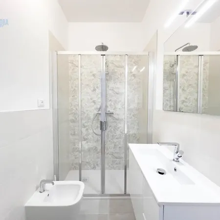 Palazzo Saba Tirabora Short Rent Lägenhet