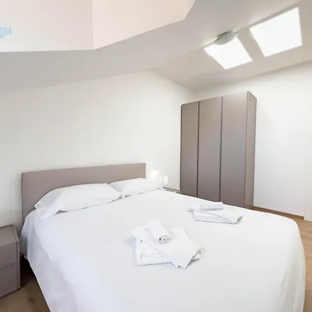 아파트 Palazzo Saba Tirabora Short Rent 트리에스테