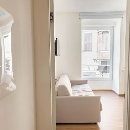 Lägenhet Palazzo Saba Tirabora Short Rent